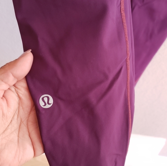 Lululemon raw hem size 8 - Picture 6 of 7